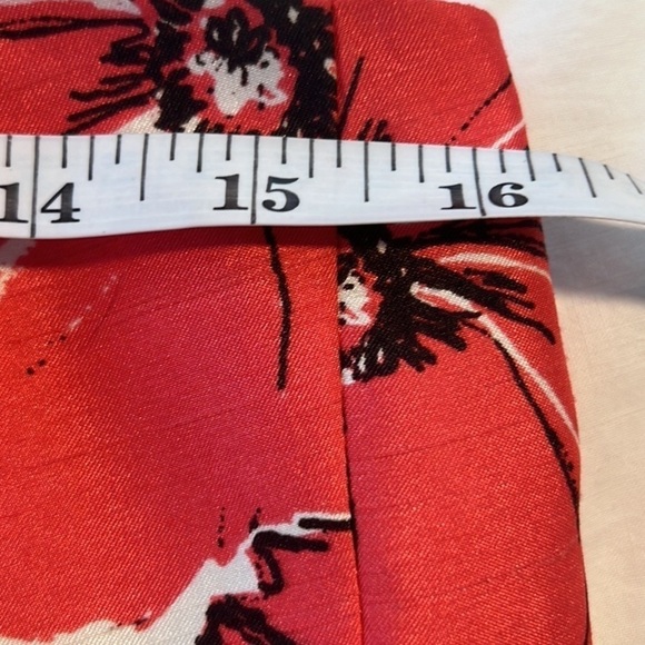 Dressbarn, Flowers in Bloom, Beautiful Dress, Zippered, Excellent Condition, 4 - Picture 6 of 9